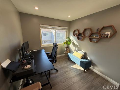 6672  Sun  C  Drive, Huntington Beach, CA