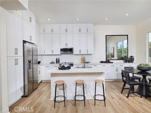 7264  Aura   Circle, Huntington Beach, CA