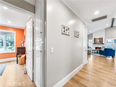 5522  Mossvale   Circle, Huntington Beach, CA