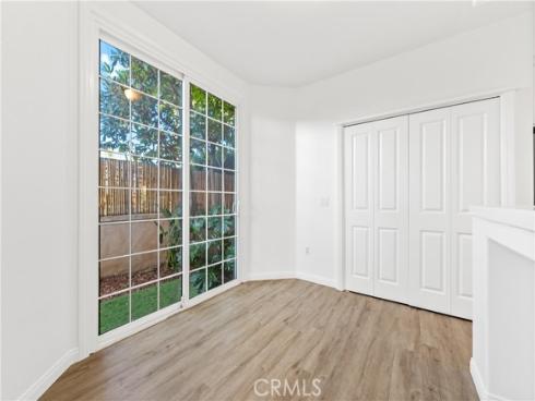 5142  Warner  112 , Huntington Beach, CA