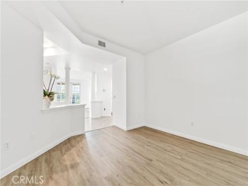 5142  Warner  112 , Huntington Beach, CA