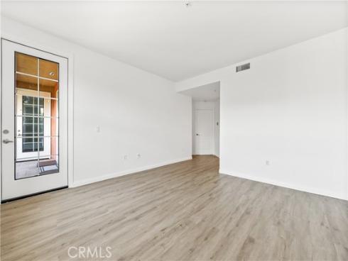 5142  Warner  112 , Huntington Beach, CA