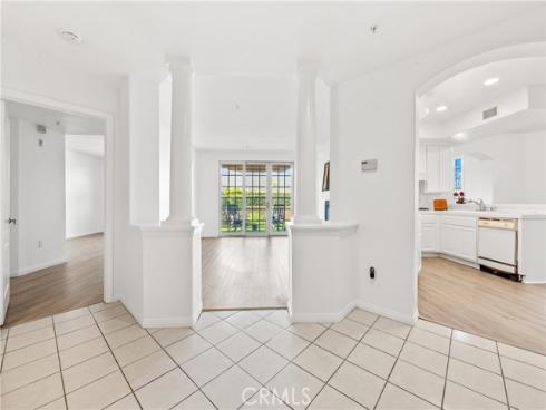 5142  Warner  112 , Huntington Beach, CA