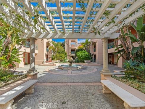 5142  Warner  112 , Huntington Beach, CA