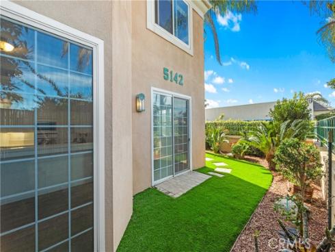 5142  Warner  112 , Huntington Beach, CA
