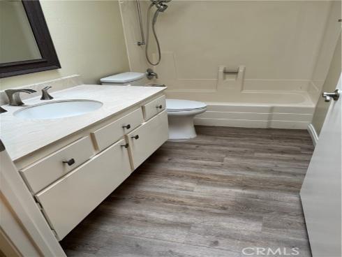 8566  Trinity  819c , Huntington Beach, CA