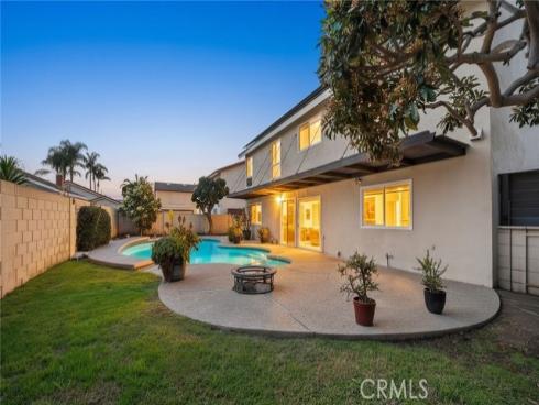 9552  Bay Meadow Dr  , Huntington Beach, CA