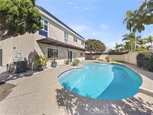 9552  Bay Meadow Dr  , Huntington Beach, CA