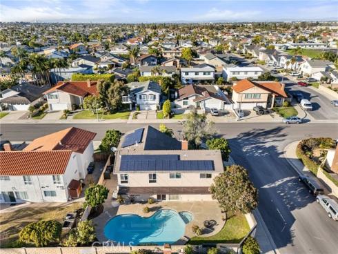 9552  Bay Meadow Dr  , Huntington Beach, CA