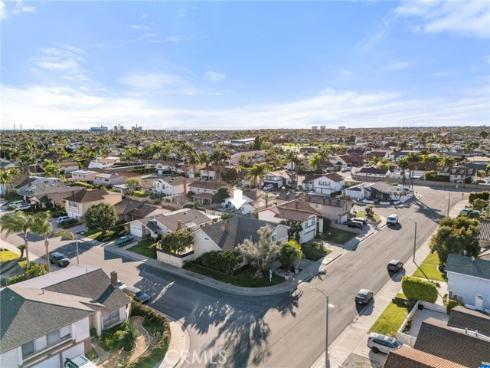 9552  Bay Meadow Dr  , Huntington Beach, CA