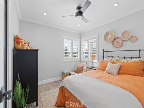 15551  Aulnay   Lane, Huntington Beach, CA