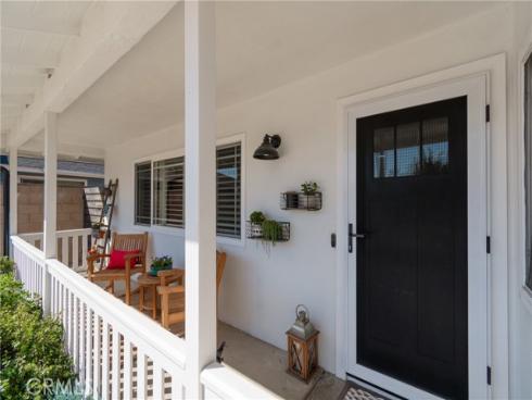 15551  Aulnay   Lane, Huntington Beach, CA