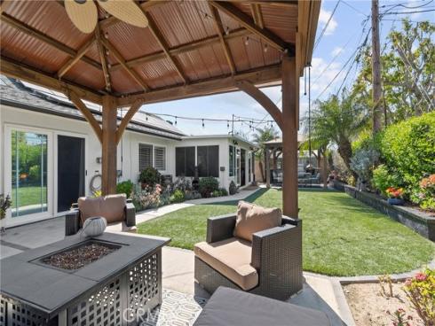 15551  Aulnay   Lane, Huntington Beach, CA