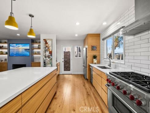 17401  Jefferson Lane  , Huntington Beach, CA