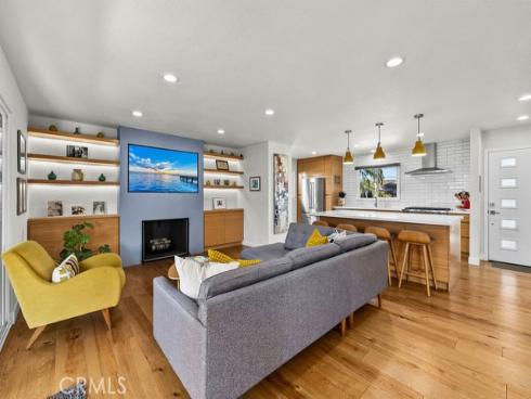 17401  Jefferson Lane  , Huntington Beach, CA