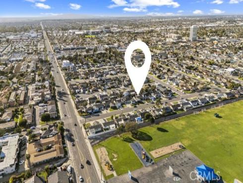 17401  Jefferson Lane  , Huntington Beach, CA