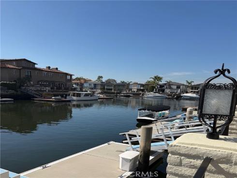 4042  Figaro   Circle, Huntington Beach, CA