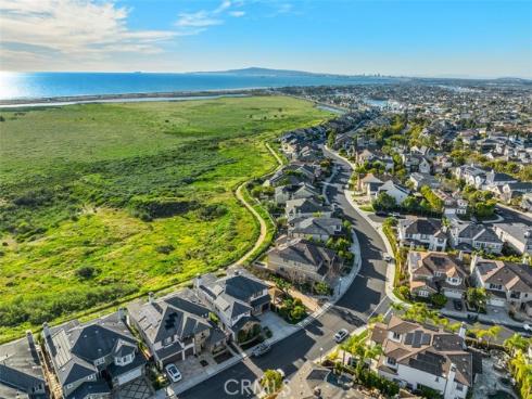 4692  Oceanridge   Drive, Huntington Beach, CA