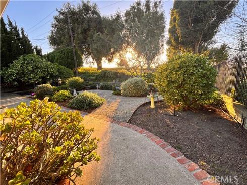 16711  Greenview   Lane, Huntington Beach, CA