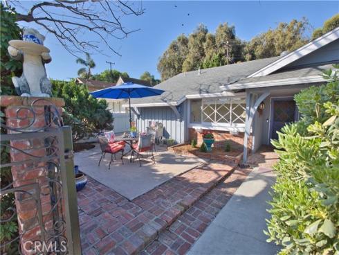 16711  Greenview   Lane, Huntington Beach, CA
