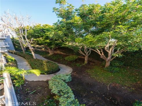 20371  Bluffside  212  Circle, Huntington Beach, CA