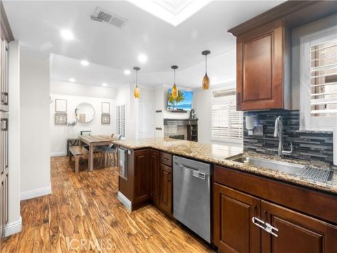 4561  Warner  203 , Huntington Beach, CA