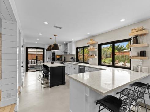 9211  Hyde Park  , Huntington Beach, CA