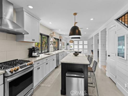 9211  Hyde Park  , Huntington Beach, CA