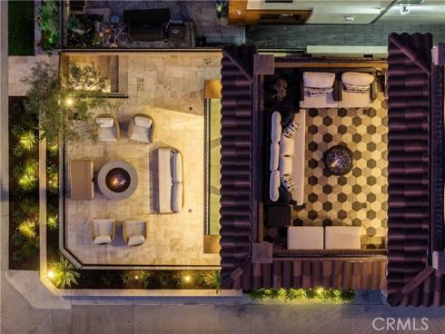 302  3rd  , Huntington Beach, CA