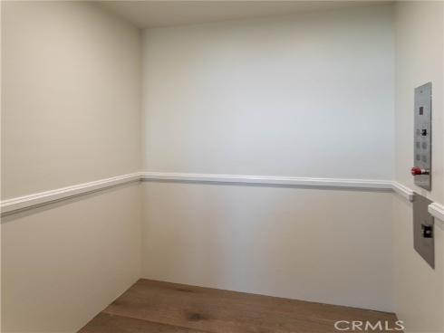 302  3rd  , Huntington Beach, CA