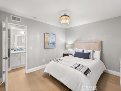 6600  Warner  162  Avenue, Huntington Beach, CA