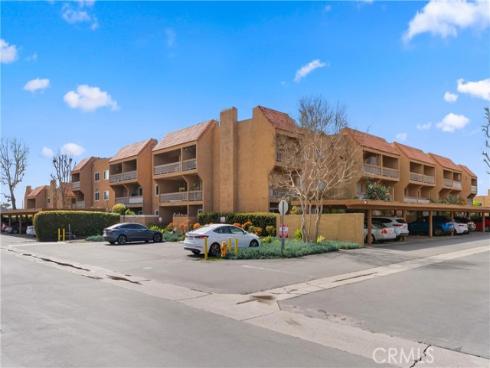 6600  Warner  162  Avenue, Huntington Beach, CA