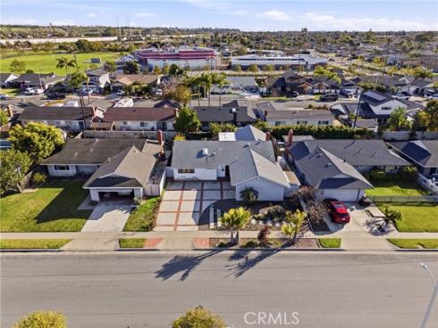 10362  Monitor   Drive, Huntington Beach, CA