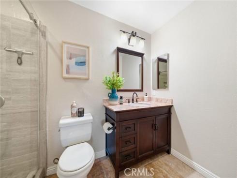 409  Utica D34  D34 , Huntington Beach, CA