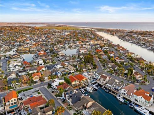 16455  Ladona   Circle, Huntington Beach, CA