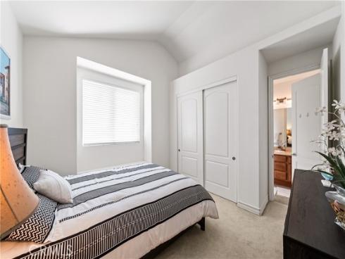 116  11th  , Huntington Beach, CA