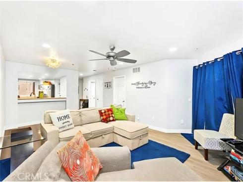 1200  Pacific Coast Highway  102 , Huntington Beach, CA