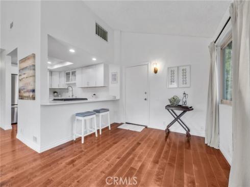 19092  Shorline  5  Lane, Huntington Beach, CA