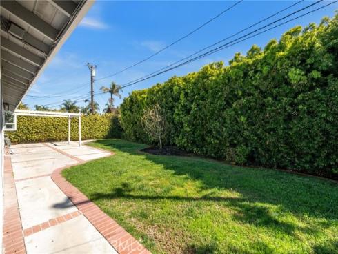 22102  Surfrider Lane  , Huntington Beach, CA