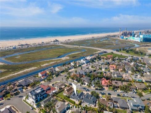 22102  Surfrider Lane  , Huntington Beach, CA