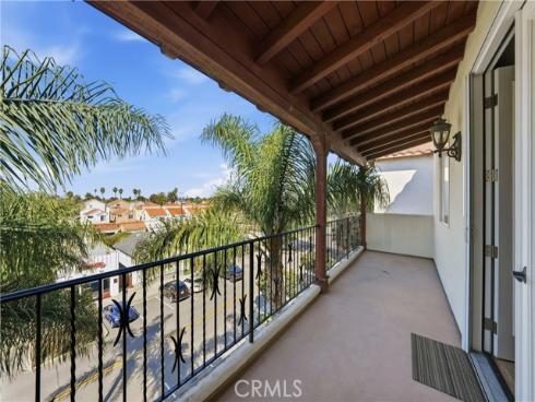 338  5th   Street, Huntington Beach, CA