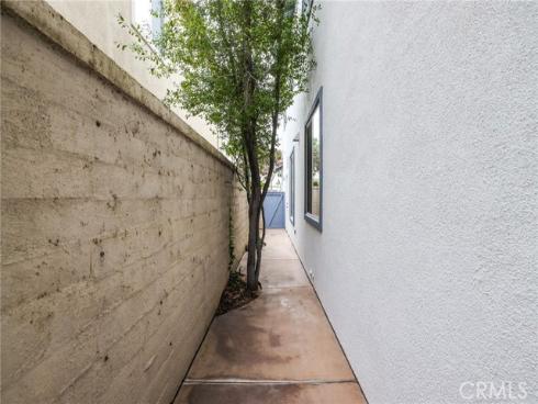 18692  Calera   Drive, Huntington Beach, CA