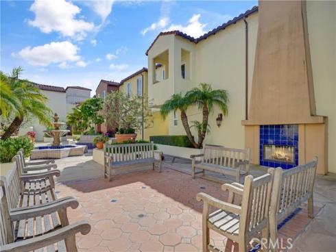 308  5th   Street, Huntington Beach, CA