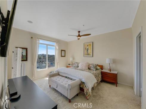 308  5th   Street, Huntington Beach, CA