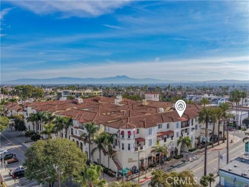 308  5th   Street, Huntington Beach, CA