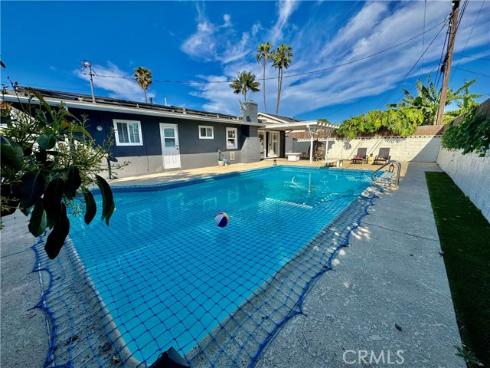 7552 Rhine Drive, Huntington Beach, CA