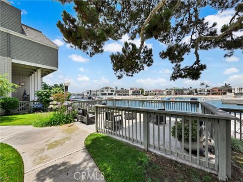16397  Wimbledon   Lane, Huntington Beach, CA