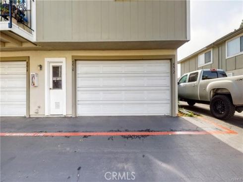 4612  Via Vista  5  Circle, Huntington Beach, CA