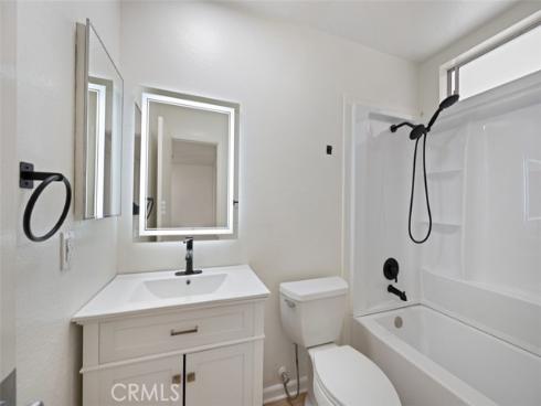 218  Indianapolis  , Huntington Beach, CA