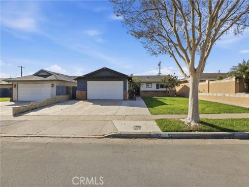 8282  Noble   Circle, Huntington Beach, CA